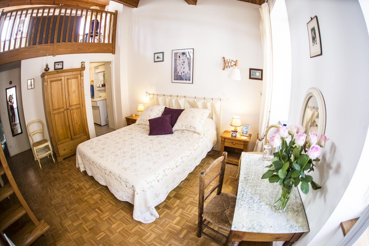 L'Arche Des Chapeliers Bed & Breakfast Фоа Екстериор снимка