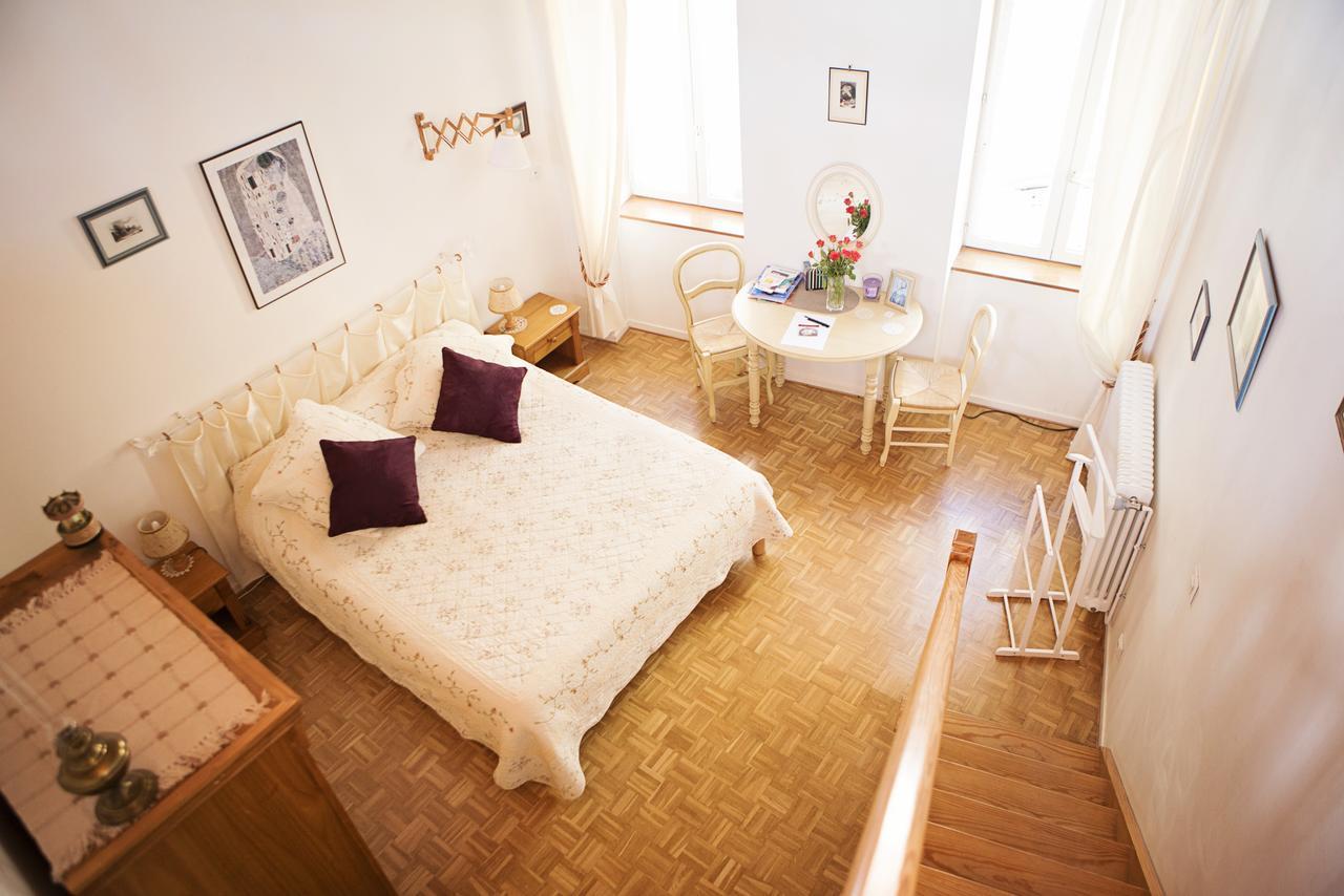 L'Arche Des Chapeliers Bed & Breakfast Фоа Екстериор снимка