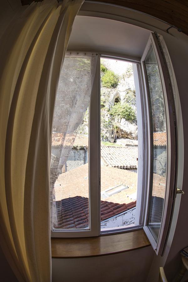 L'Arche Des Chapeliers Bed & Breakfast Фоа Екстериор снимка